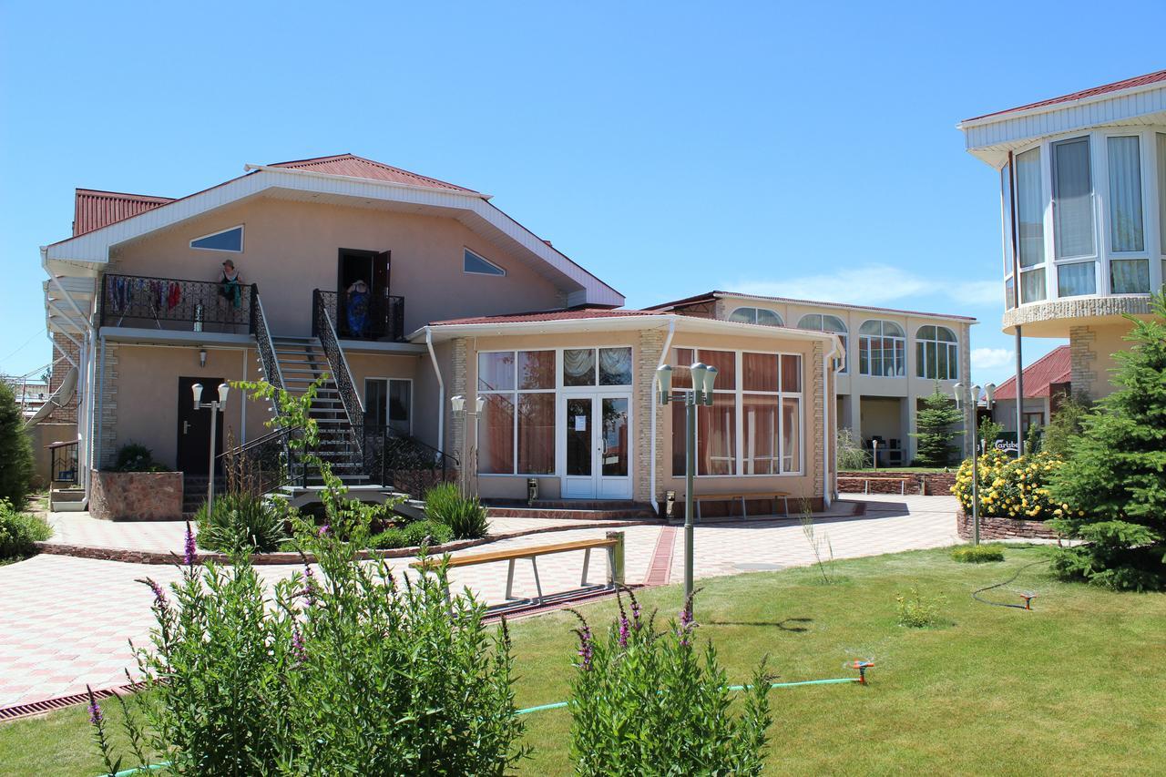 Zlata Inn Tamchy 外观 照片
