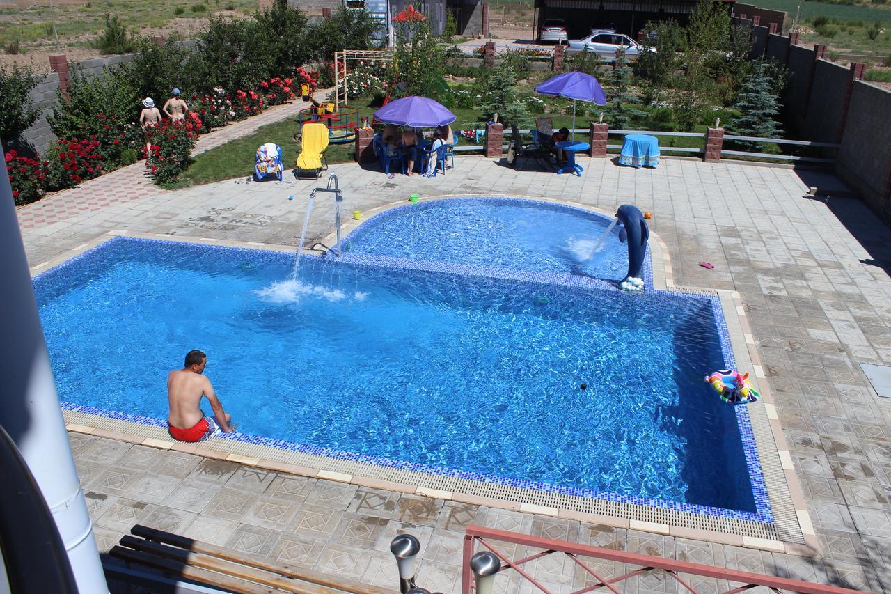 Zlata Inn Tamchy 外观 照片