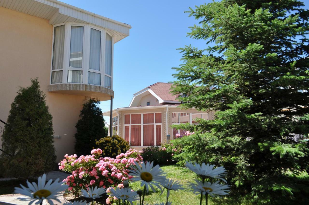Zlata Inn Tamchy 外观 照片