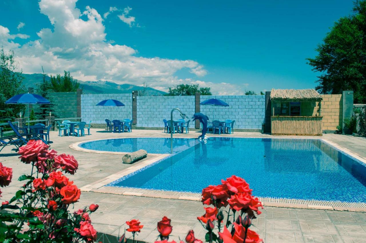 Zlata Inn Tamchy 外观 照片